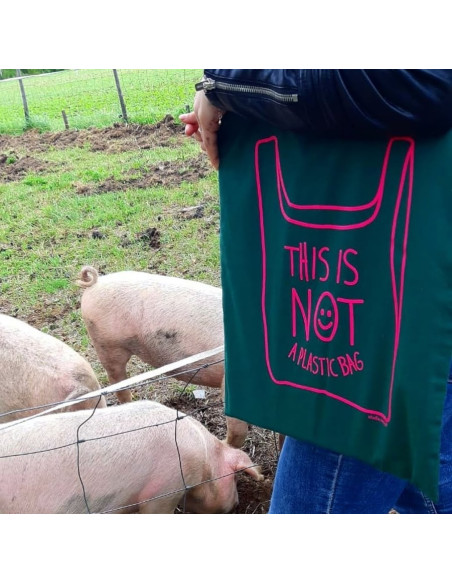 Tote bag verde "Not a plastic bag"